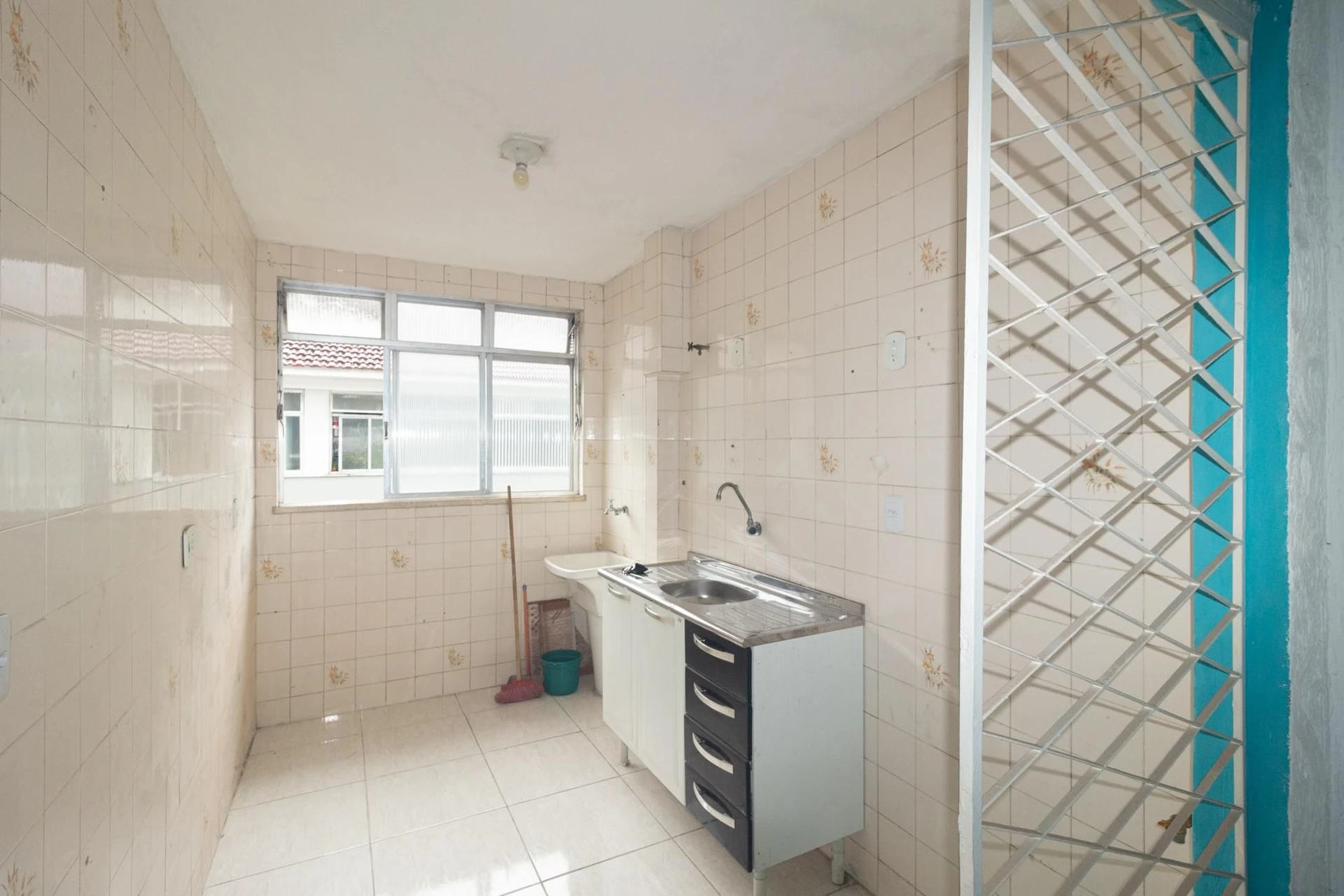 Apartamento sem mobília com 2 quartos e 1 banheiro — photo 2