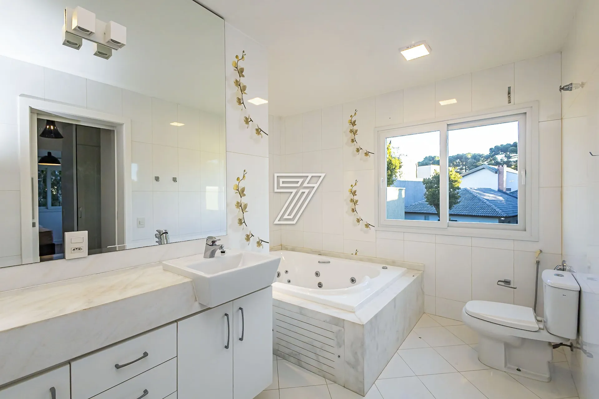 Casa para locação com 4 quartos e 3 suítes — photo 60