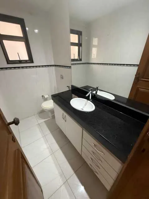 4-bedroom apartment with 4 bathrooms and 3 parking spots — photo 6