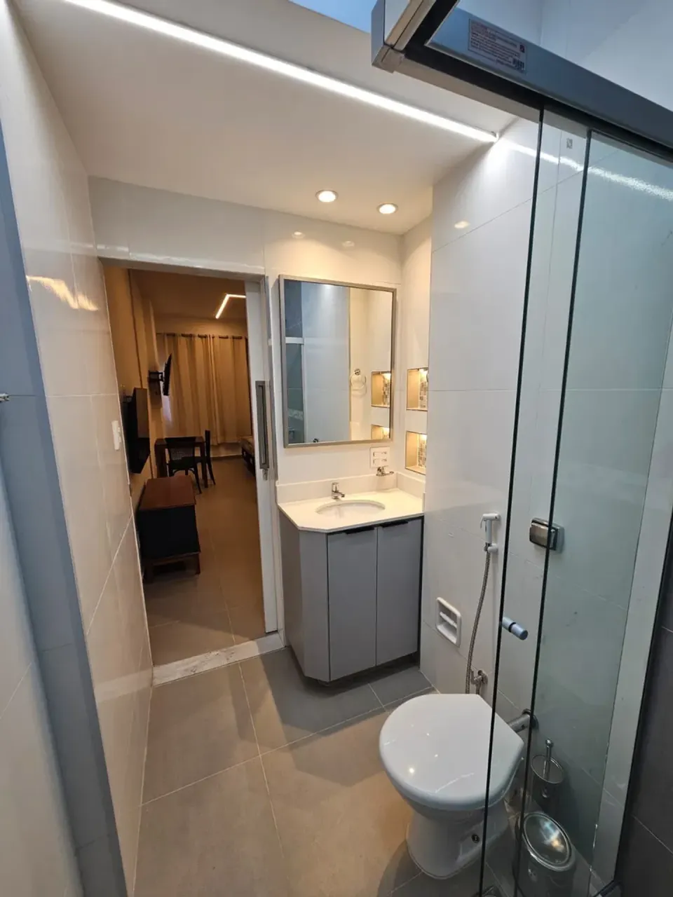 Furnished apartment with air conditioning and 1 bedroom — photo 8