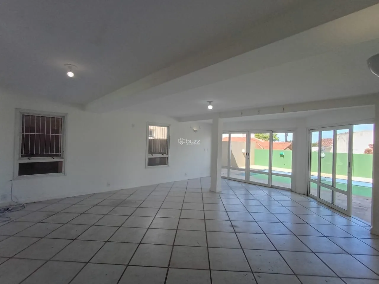 House with 4 en-suite rooms and 6 bathrooms, 301 m² — photo 42