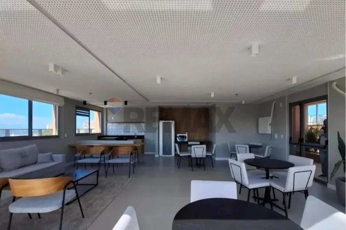 One-bedroom apartment with a mountain view in Rio de Janeiro — photo 9