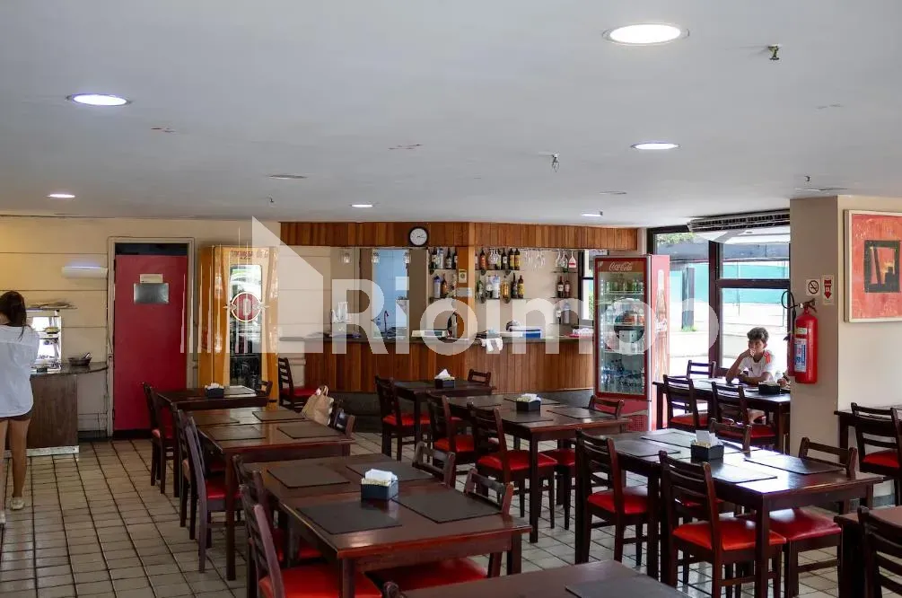 Furnished apartment with balcony and a gas stove kitchen — photo 37