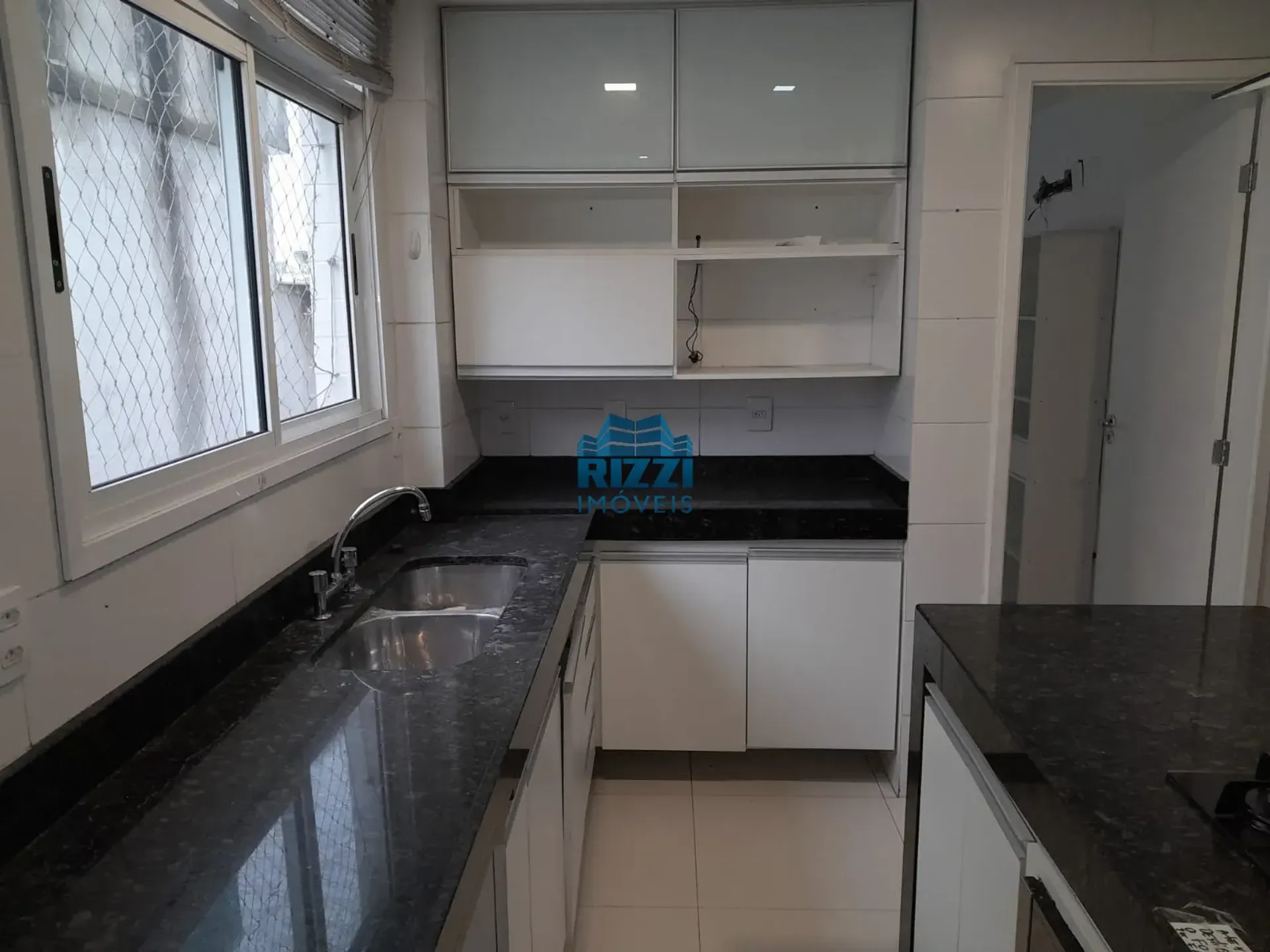 Apartamento com 3 quartos e 5 banheiros com terraço — photo 26