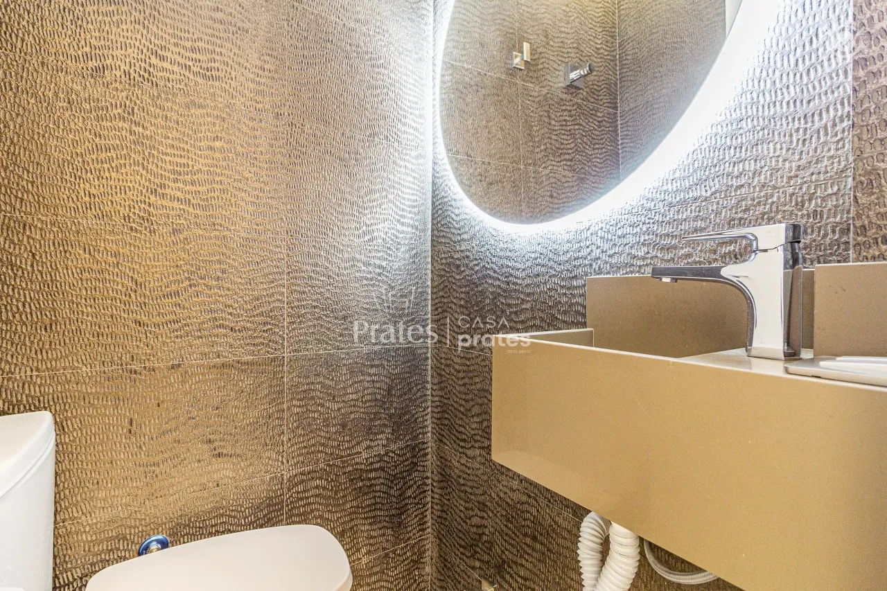 Apartamento com 3 quartos, 137 m² e painel de TV — photo 4