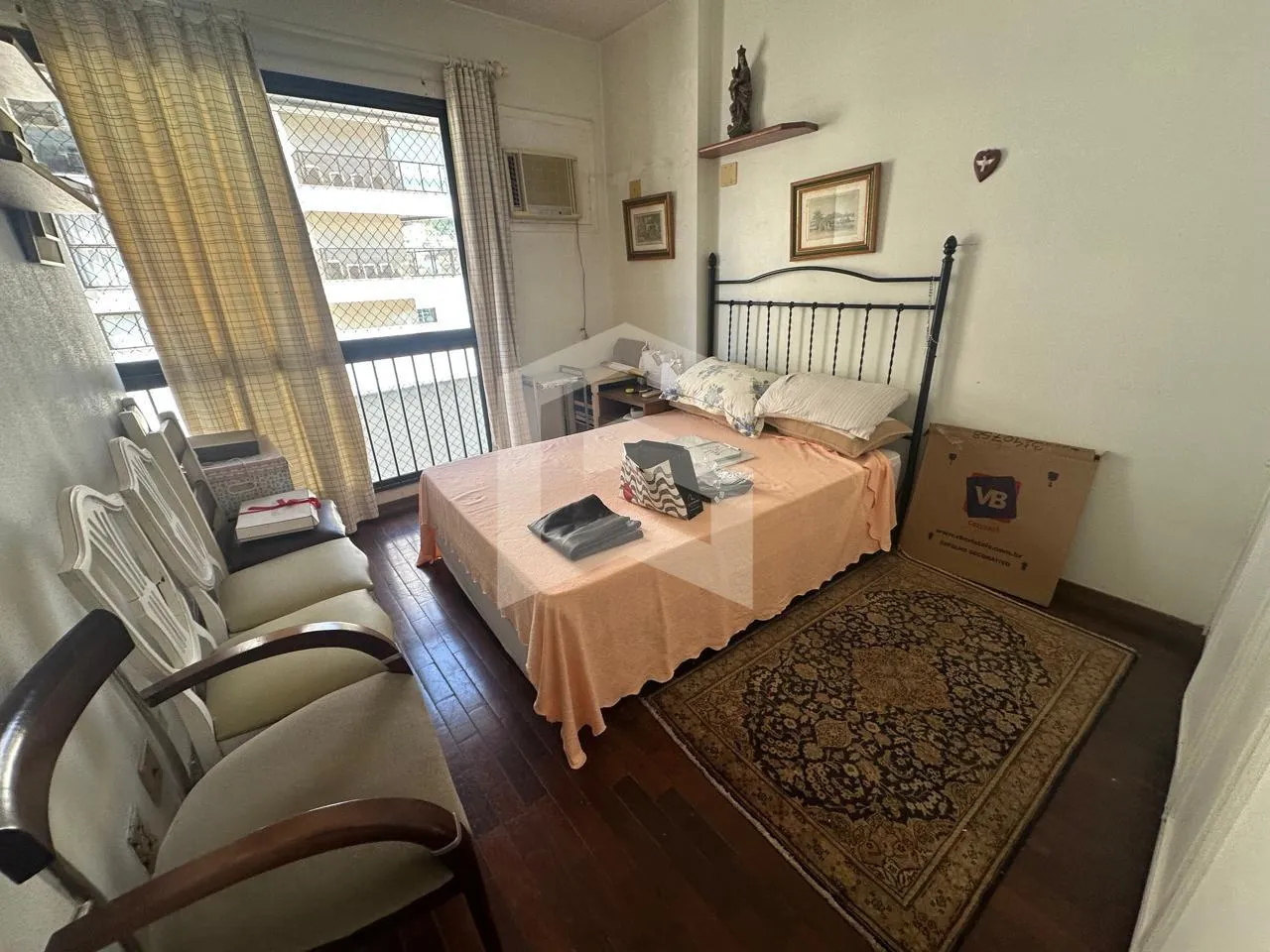 Furnished apartment, 252 m², with a walk-in closet — photo 12