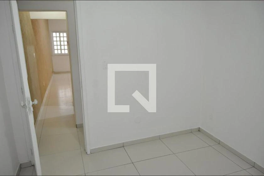 Unfurnished house with 3 bedrooms and gas kitchen — photo 5