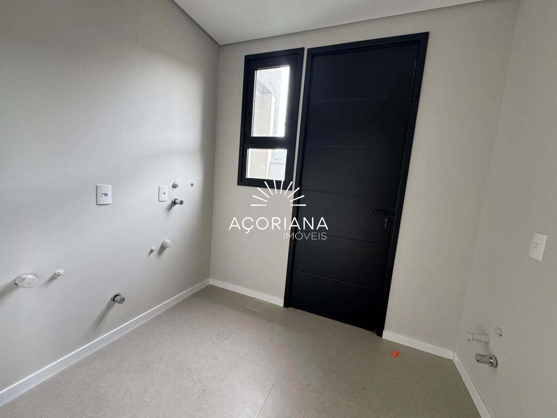 Дом с приватным садом, 270 м² и 3 спальни — photo 19