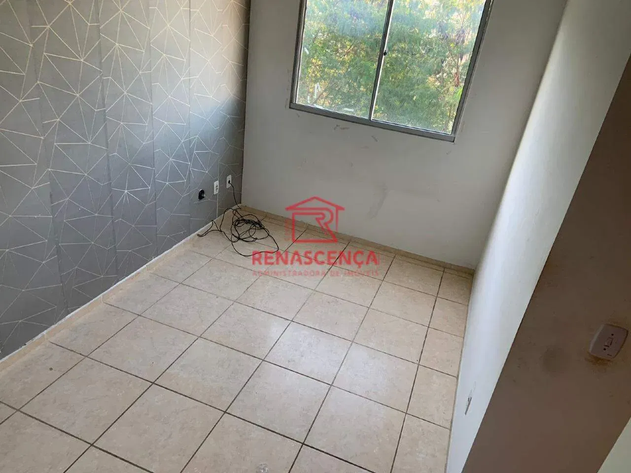 2-bedroom apartment in a building with a pool — photo 21