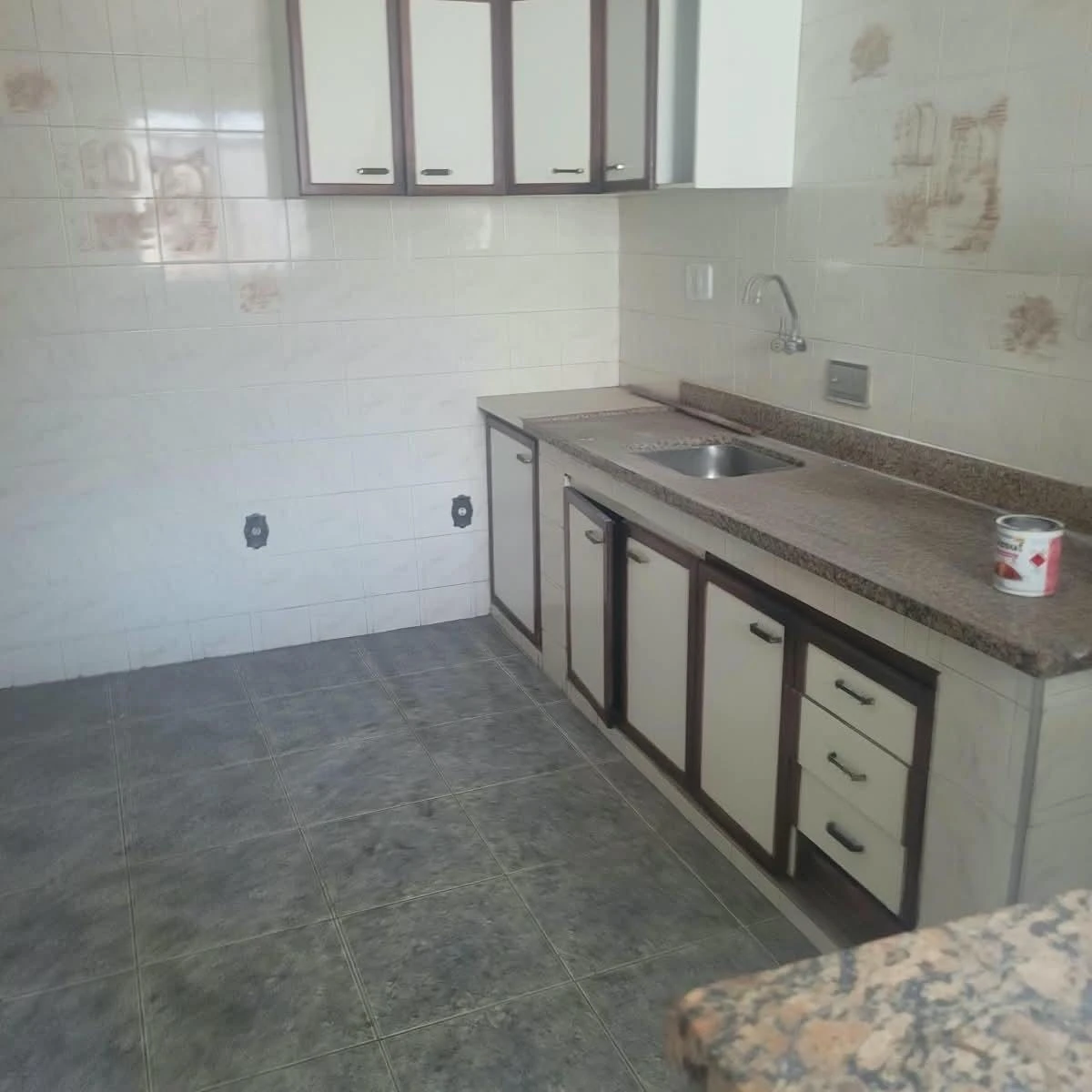 House, 120 m², with wood or laminate floors — photo 2
