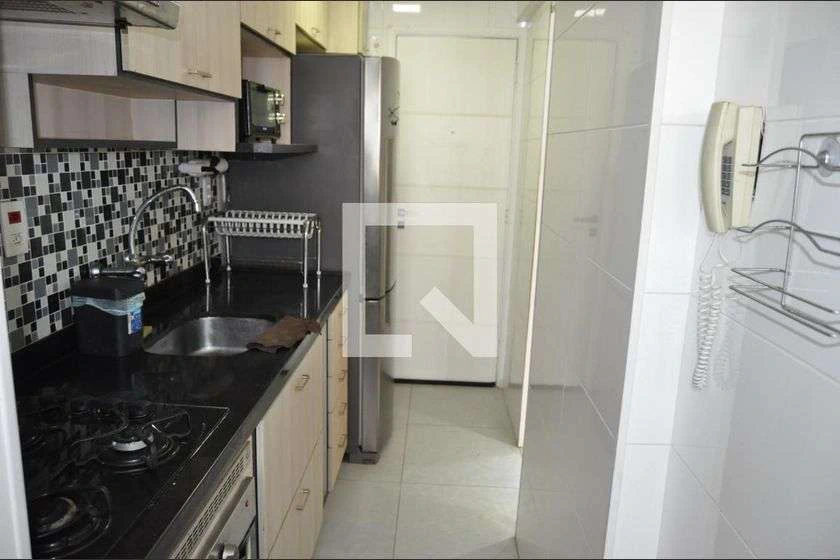 Furnished 2-bedroom apartment with 65 m² — photo 14
