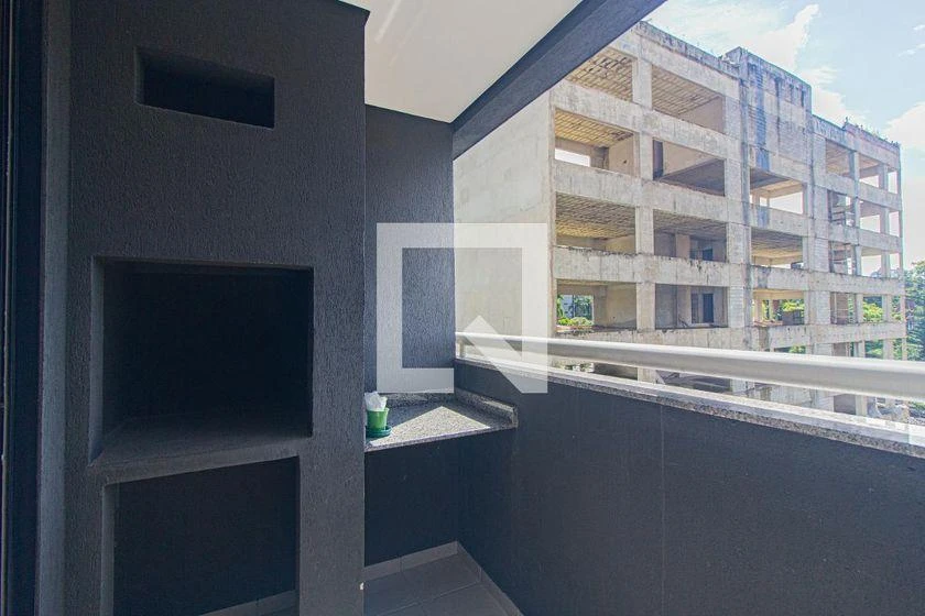 One-bedroom apartment with a washing machine — photo 23