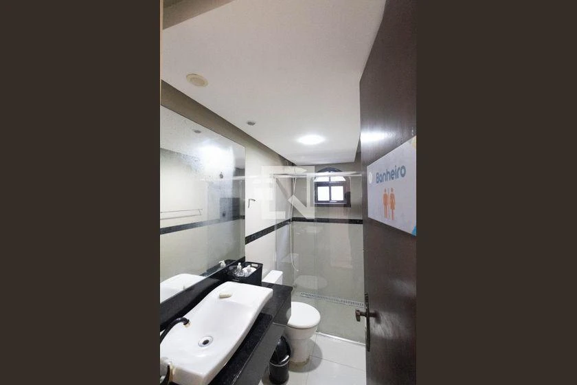 Casa com 3 quartos e 2 banheiros, 160 m² — photo 24