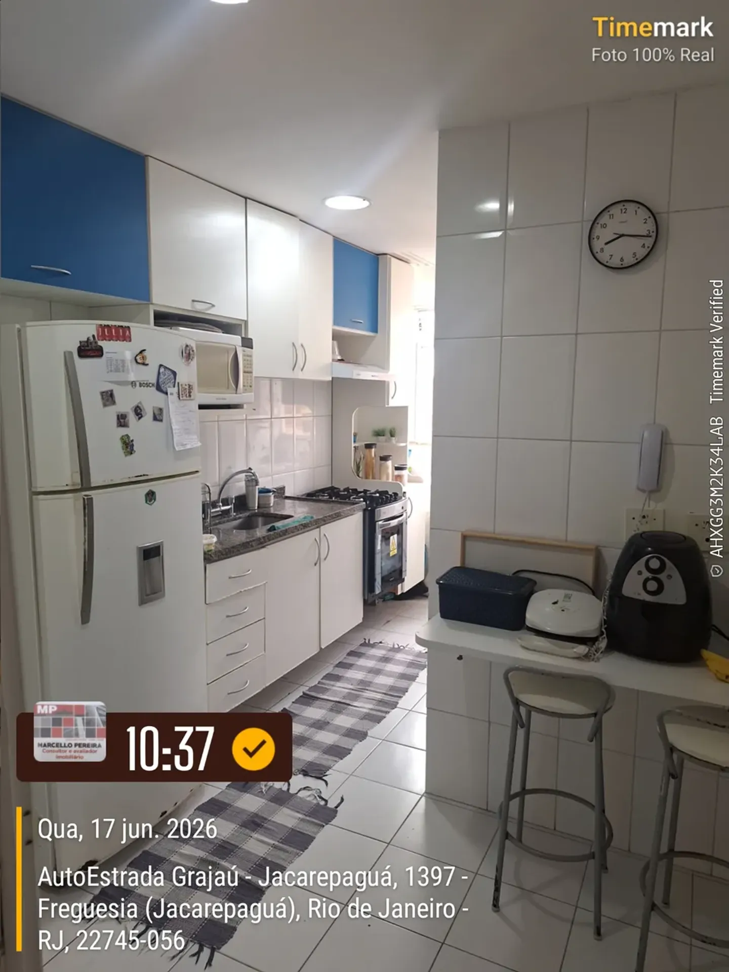 Furnished duplex penthouse with balcony and built-in grill — photo 17