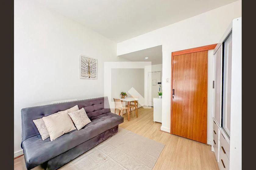 Furnished studio, 30 m² — photo 20