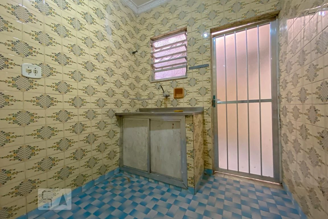 1-bedroom apartment with 1 parking space and pets allowed — photo 8
