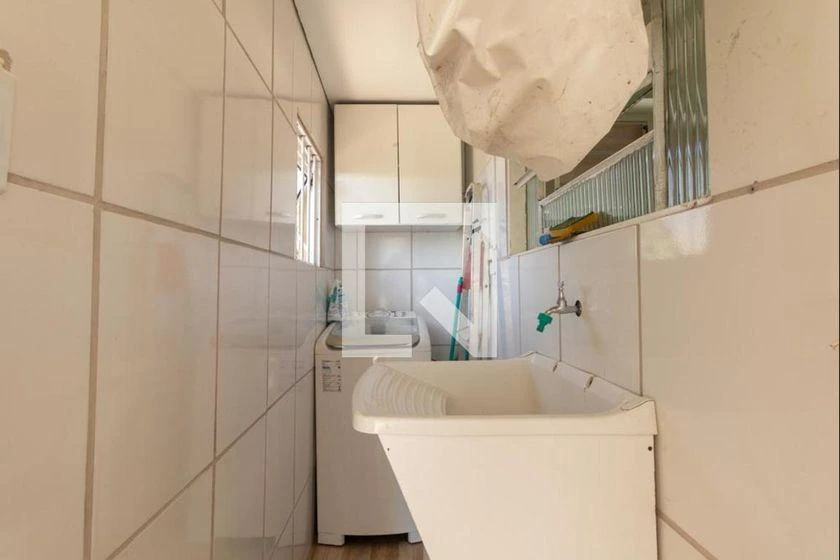 2-bedroom apartment with a washing machine in Curitiba — photo 8