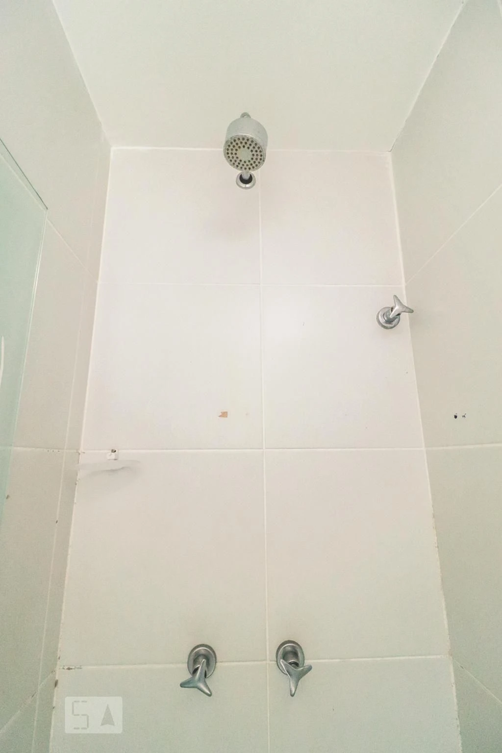 2-bedroom apartment with condo BBQ area and 1 parking spot — photo 12