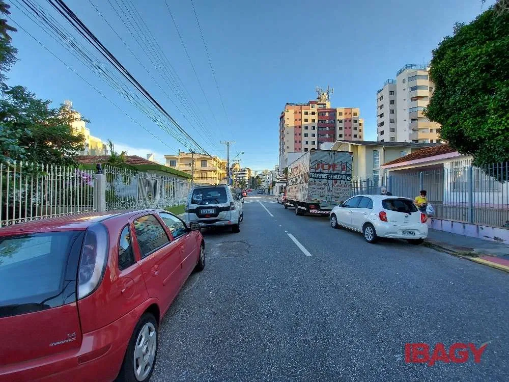 Unfurnished 2-bedroom apartment with 116 m² and 1 parking — photo 9
