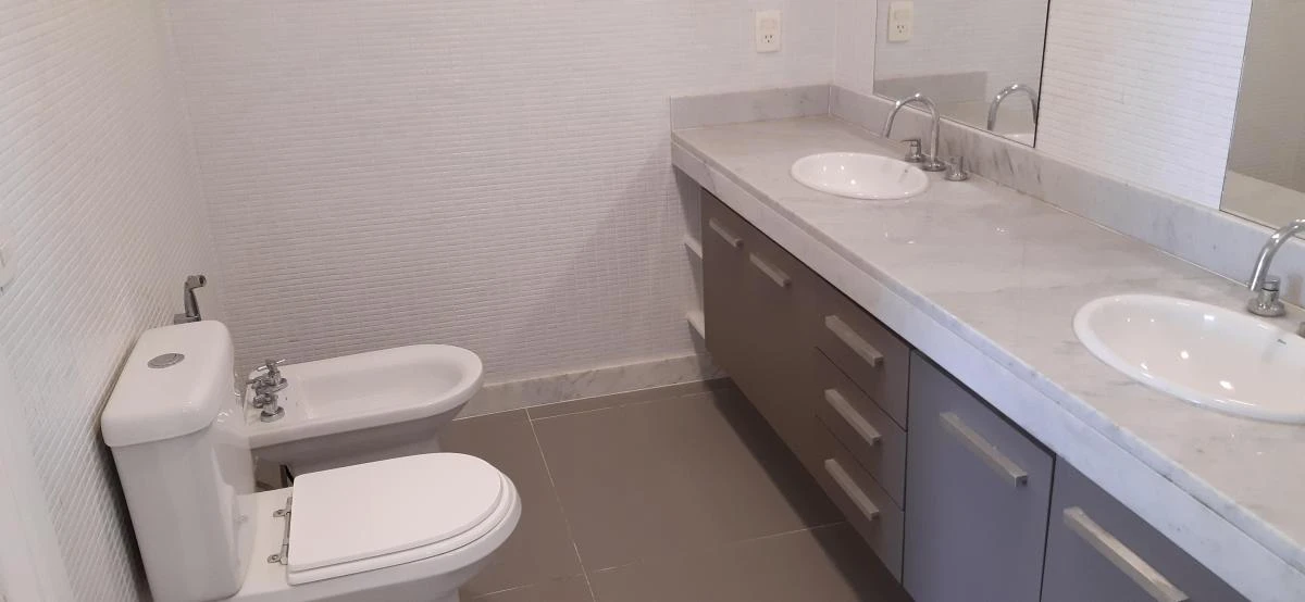 Unfurnished apartment with 4 en-suite bedrooms and 292 m² — photo 5