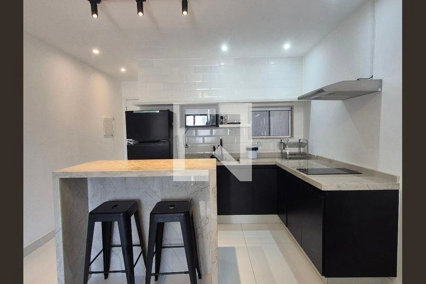 Furnished 45 m² studio with 1 bedroom and balcony — photo 5