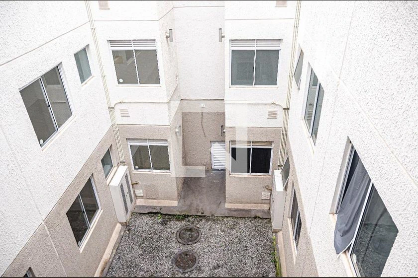2-bedroom 45 m² apartment with a dedicated laundry area — photo 8