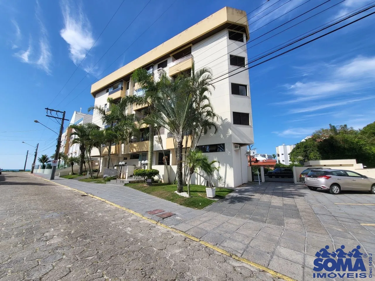 Furnished 1-bedroom apartment with balcony — photo 9