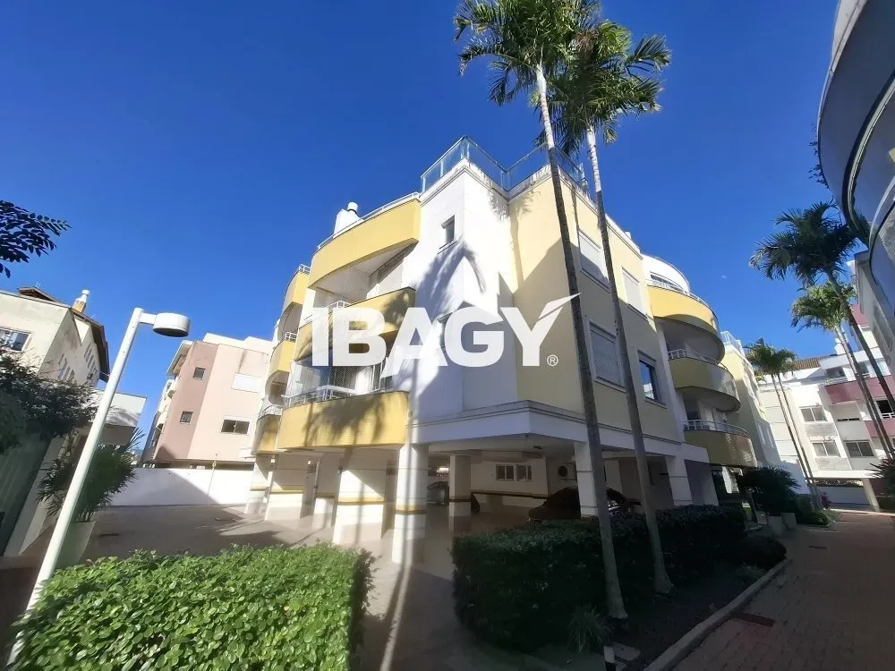 Apartamento mobiliado com 3 dormitórios e sacada envidraçada — photo 2