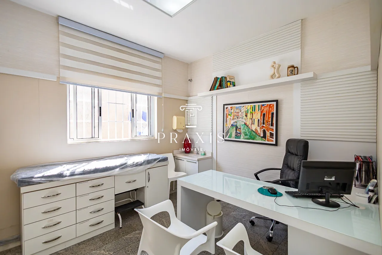Espacio de home office y 5 dormitorios: casa de 243 m² — photo 10