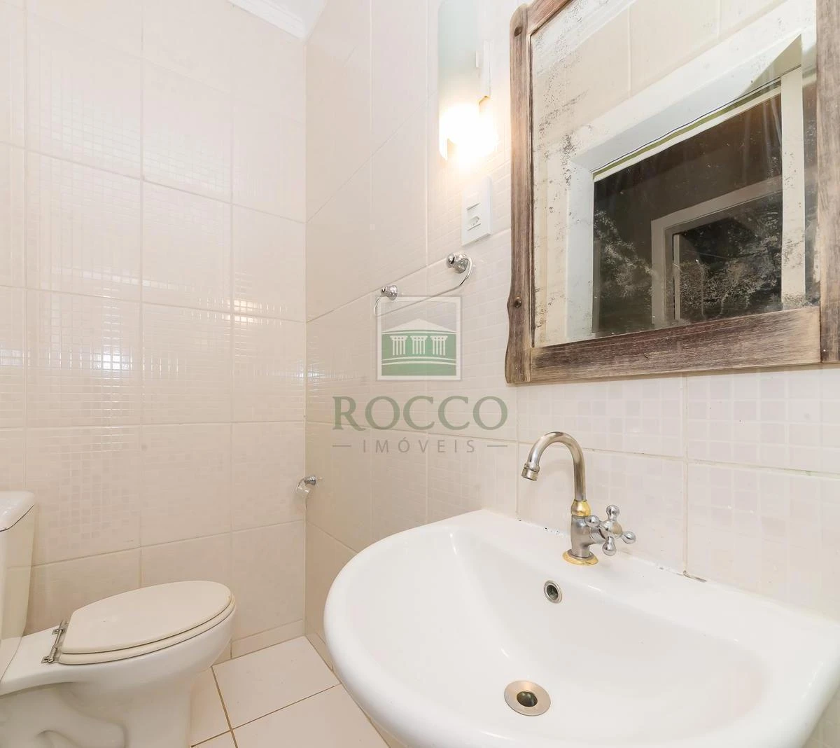 3-bedroom apartment with a washing machine in Curitiba — photo 8