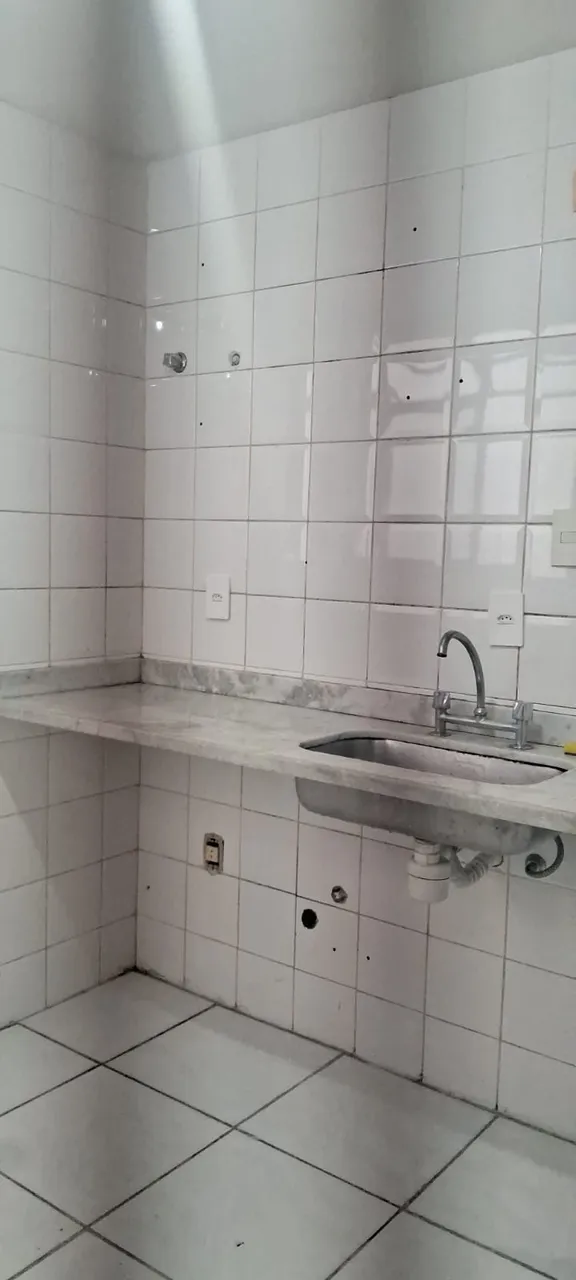 3-bedroom apartment with 3 bathrooms and balcony — photo 16