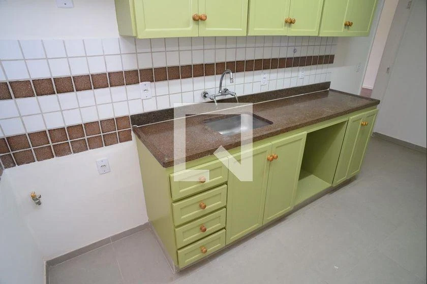 2-bedroom apartment in a building with a gym — photo 24