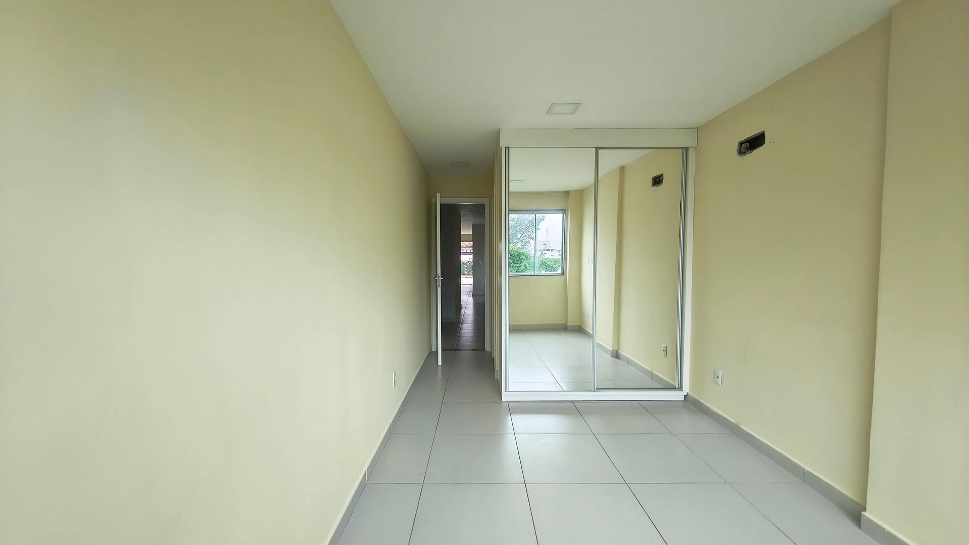 3-bedroom apartment, all with their own bathrooms, 311 m² — photo 43