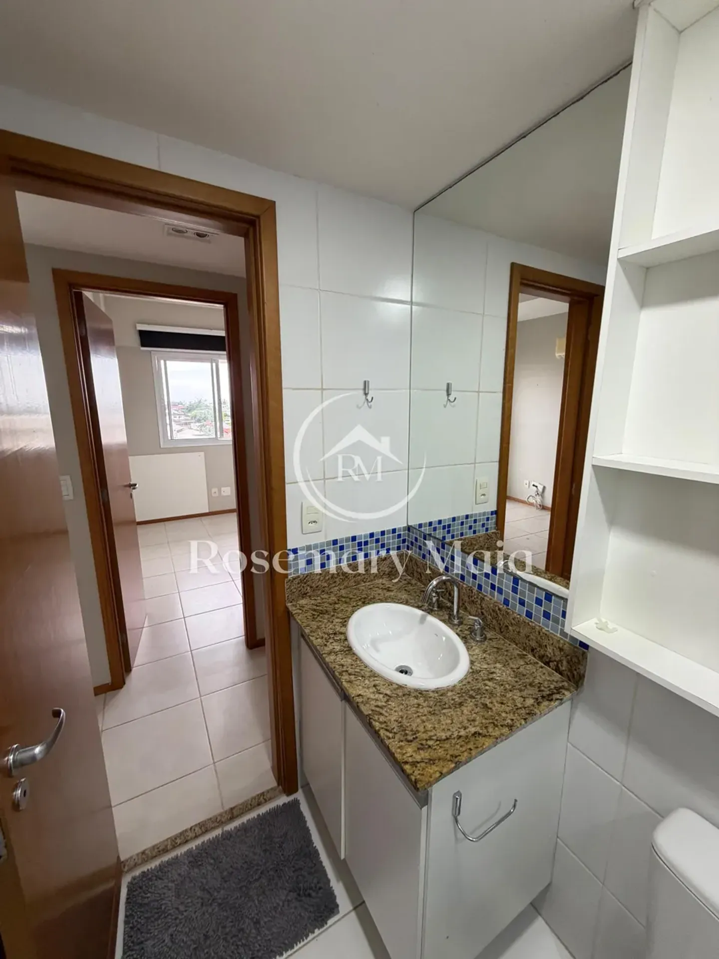 2-bedroom apartment in a building with a sauna — photo 16