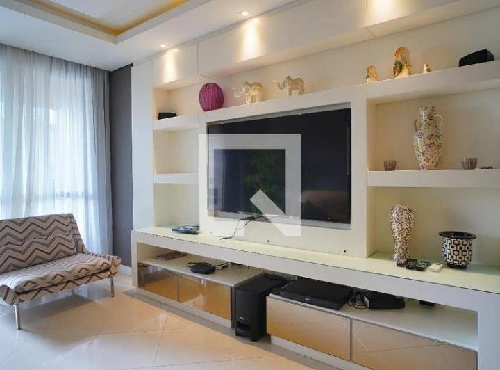 Rental apartment with 2 en-suite bedrooms and 200 m² — photo 5