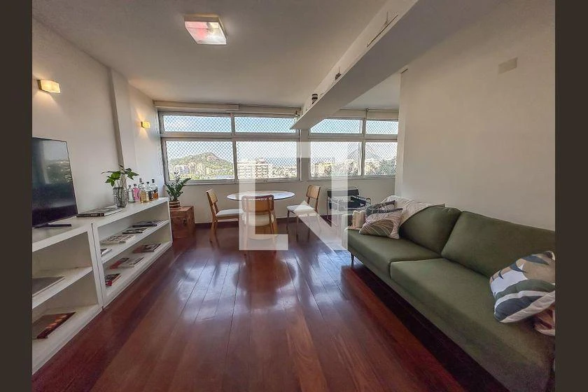 Furnished apartment with 2 bedrooms and 80 m² — photo 19