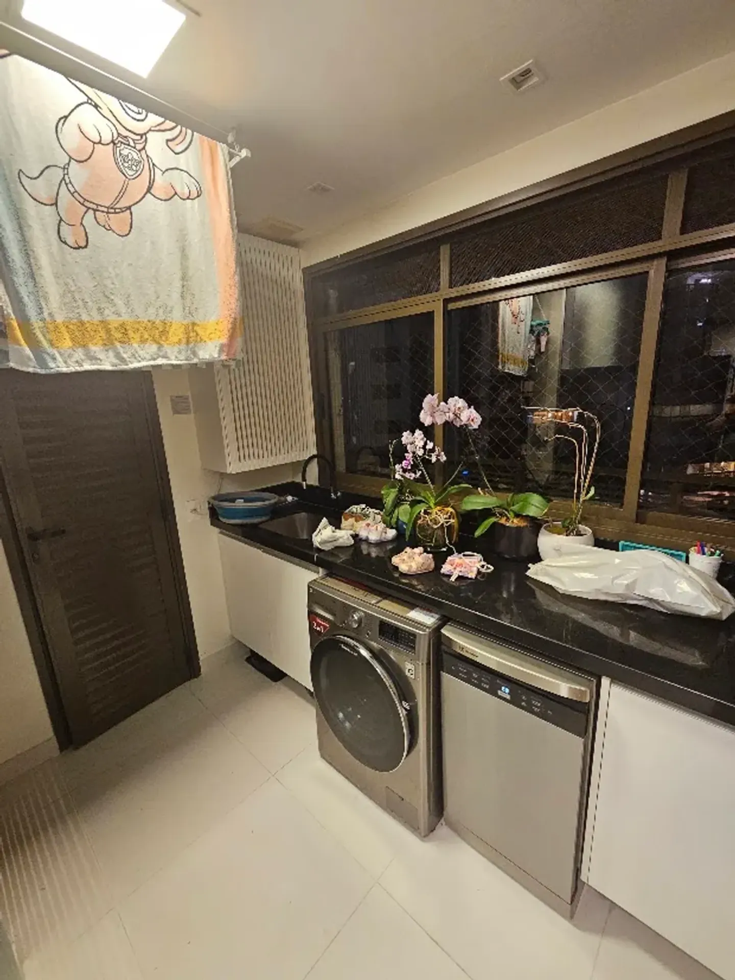3-bedroom apartment in a building with a sauna — photo 40