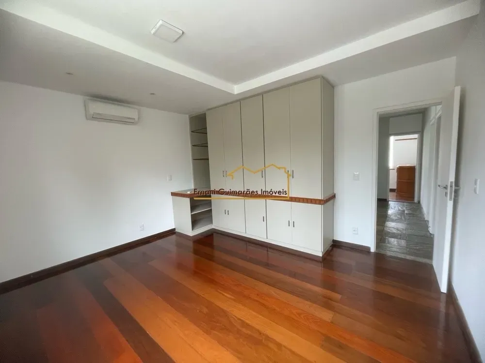 House, 350 m², with a mountain view — photo 16