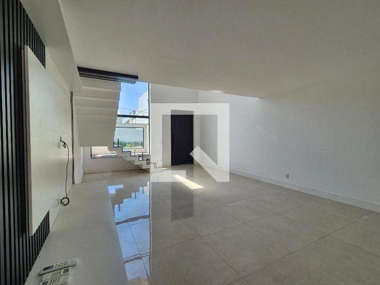 Floor-to-ceiling windows in a 4-bedroom house, 430 m² — photo 5