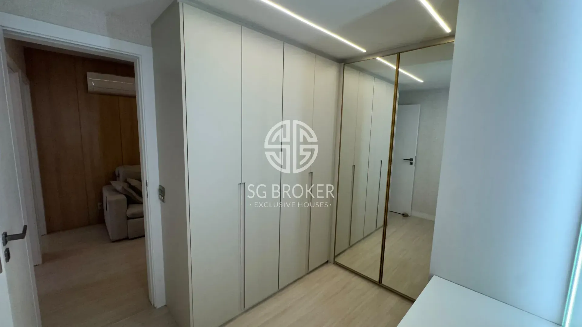 Apartamento mobiliado, 217 m², com closet — photo 21