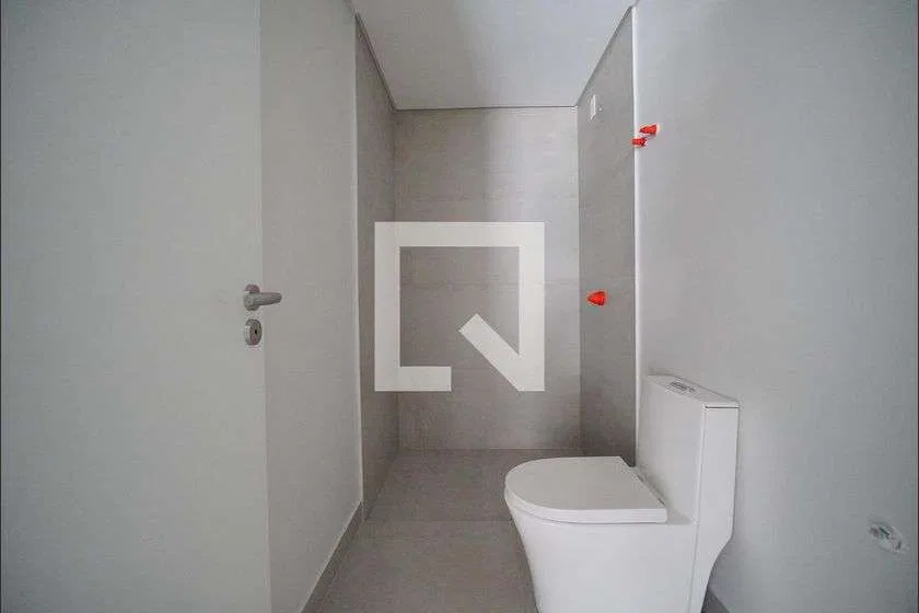 House for rent with 3 en-suite bedrooms and 4 baths — photo 8