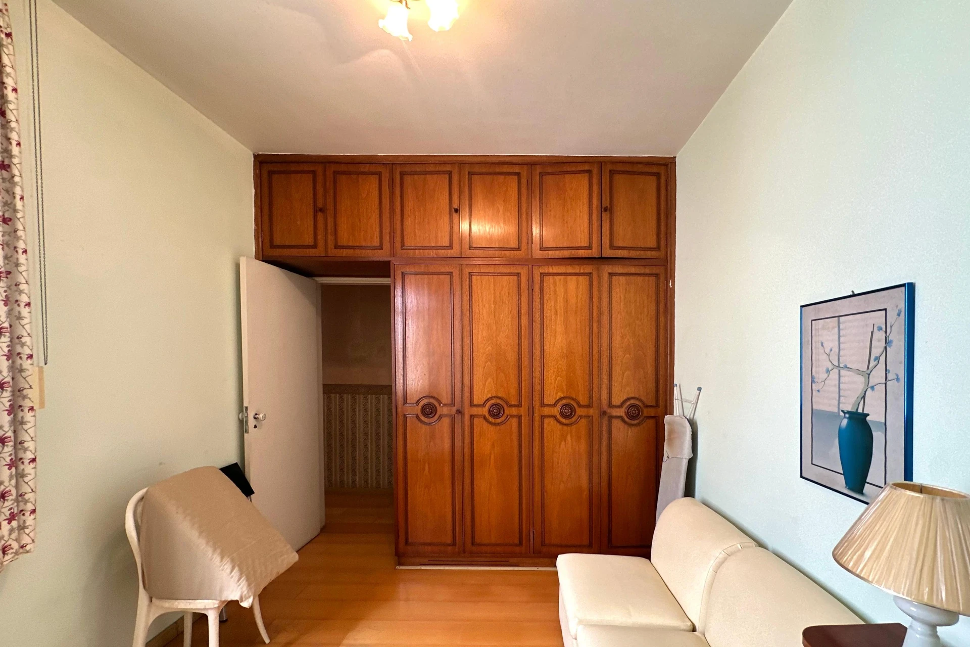 Apartamento amueblado de 3 dormitorios y cocina cerrada — photo 23