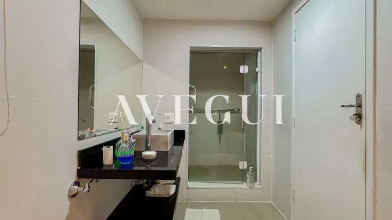 Residential apartment with 4 bedrooms and separate kitchen — photo 16