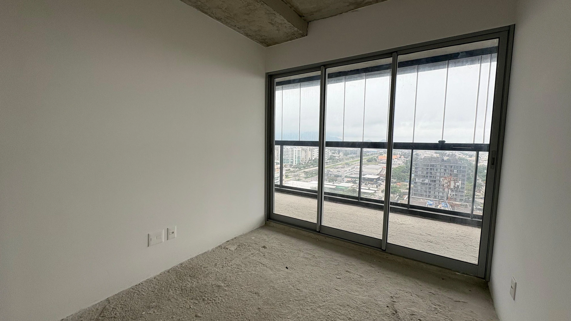 2-bedroom apartment with a mountain view in Rio de Janeiro — photo 3