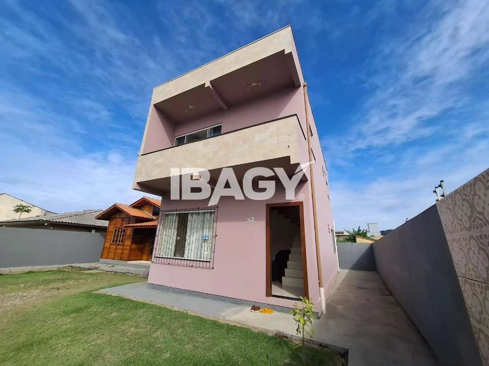 Casa de 2 quartos e 2 banheiros com ar condicionado — photo 3