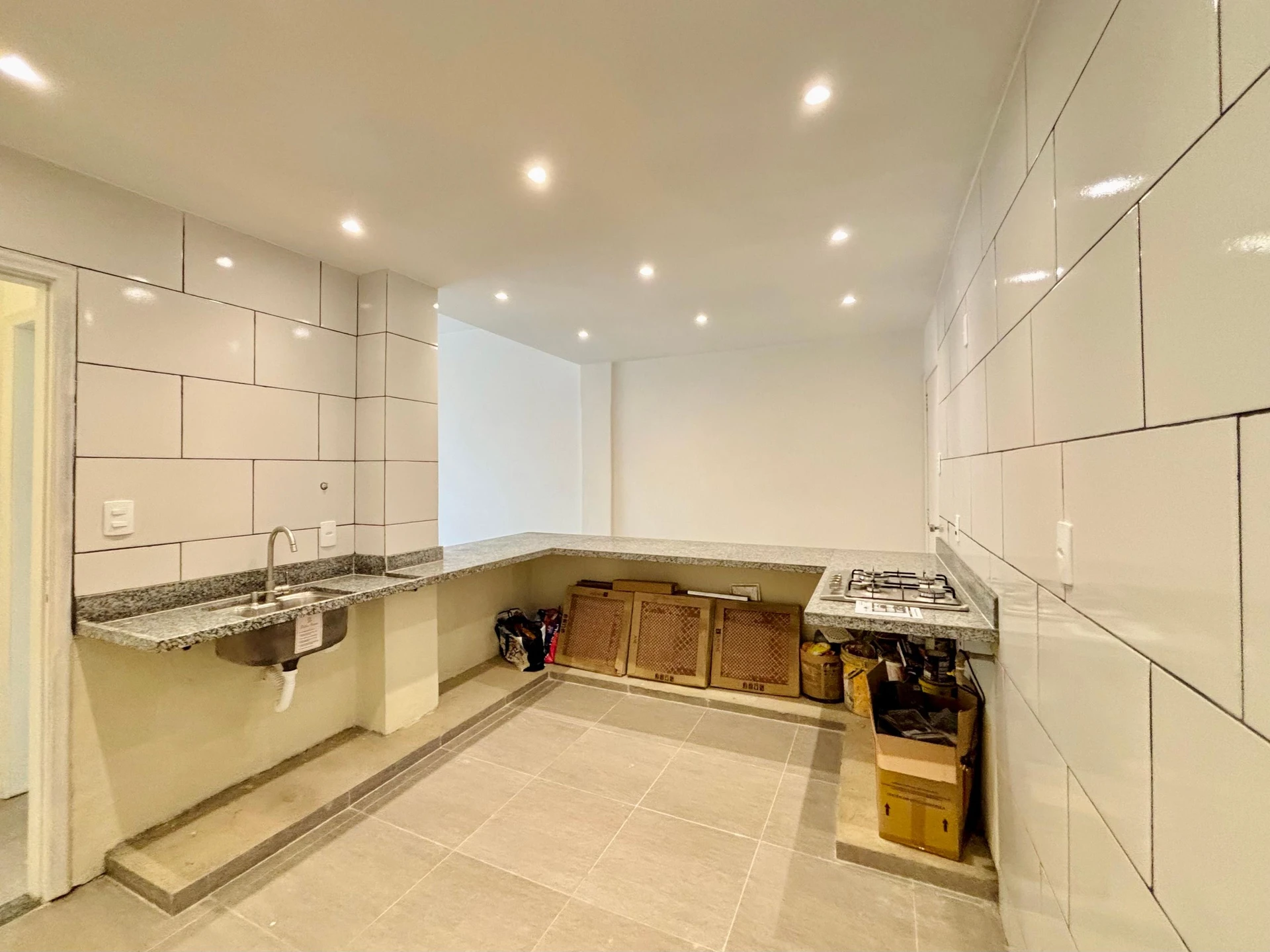 Apartamento com 3 quartos, 1 suíte e varanda — photo 15