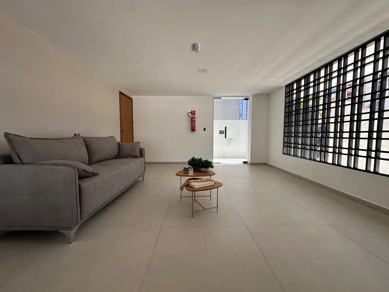 2-bedroom apartment in a building with a pool — photo 3