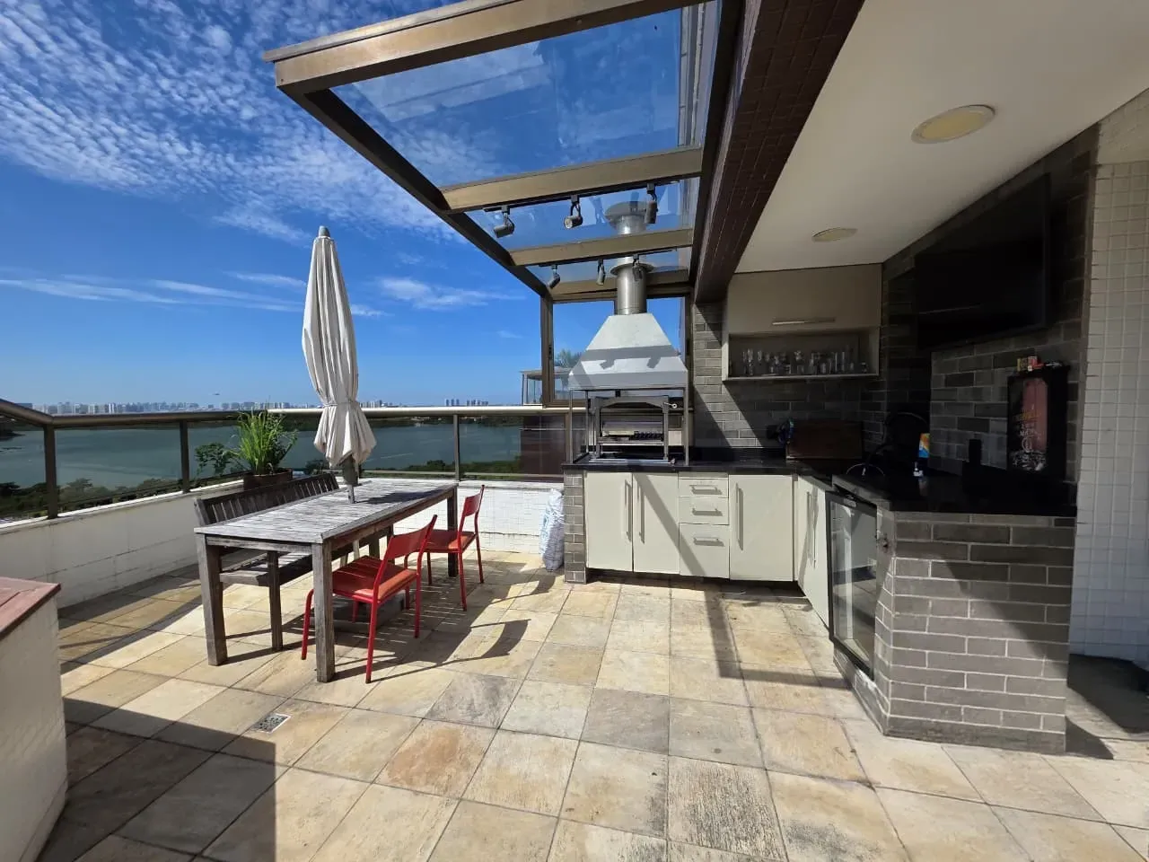 Water view in a 4-bedroom apartment, 265 m² — photo 15