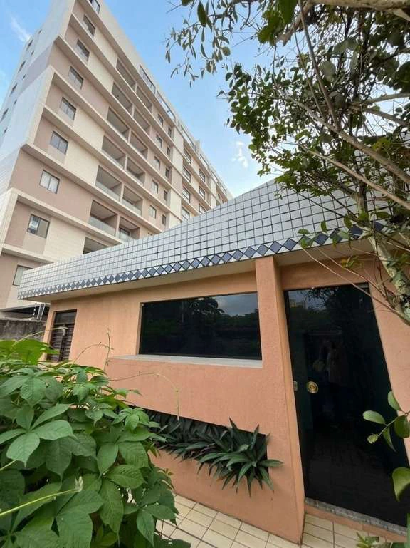 Casa com 4 quartos e 2 suítes — photo 2