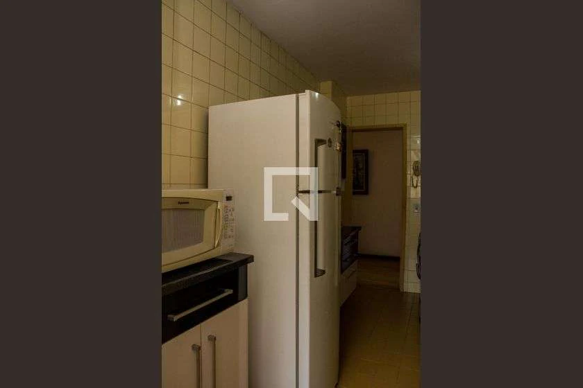 90 m² apartment with 2 bedrooms and a closed gas kitchen — photo 12